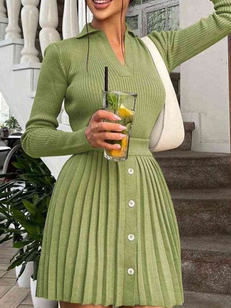 

women's tracksuits women knit suit mini pleated skirt pullovers set spring 2022 fashion slim knitwear and high waist skirt buttons suit, Gray