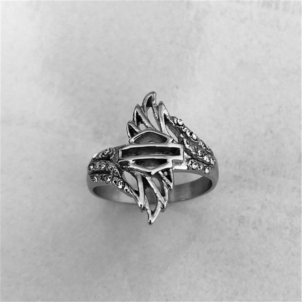 

clear crystal biker style ring 316l stainless steel gilrs jewelry motorbiker shield ring size 5-11299f, Silver
