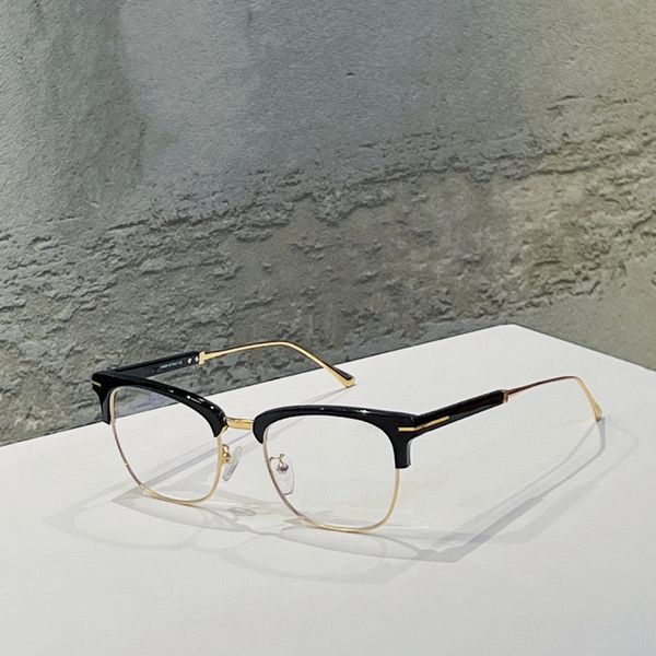 

womens eyeglasses frame clear lens men sun gasses fashion style protects eyes uv400 with case 5590, Silver