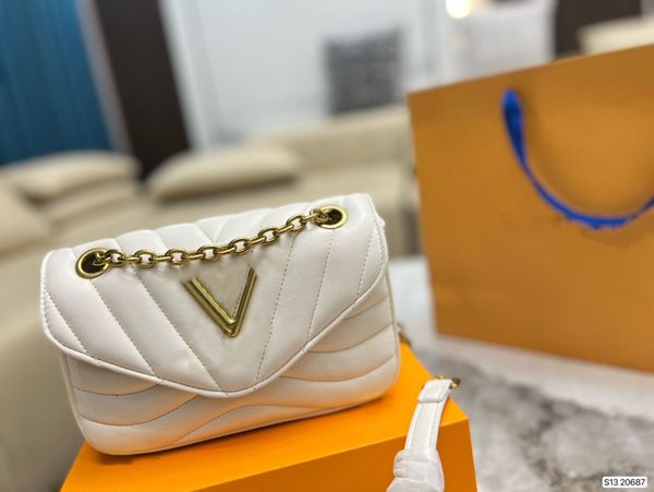 

new wave pm gold chain shoulder bag women vintage pochette tote purse designer luxurys messenger crossbody handbag purses m20687 ladies even