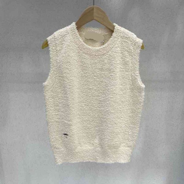 

women's knits tees home d spring and summer fashionable hairy little bee embroidered letter round neck knitted vest thin aging, White