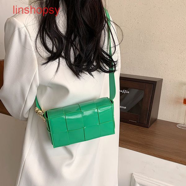 

bottegas bags venetas cassette handbags waist texture personalized shoulder ba