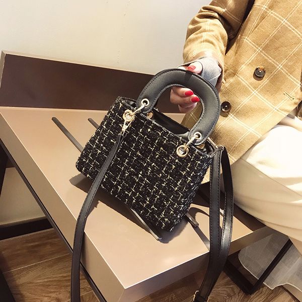 

designer bags ins fire women's 2022 autumn and winter new fashion korean version versatile small square chic msenger single shoulder