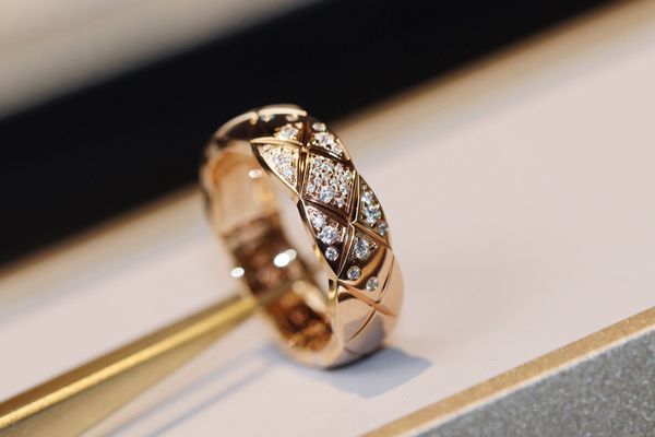 

v gold material charm punk band ring with sparkly diamond in three colors plated have box stamp ps4345a, Silver