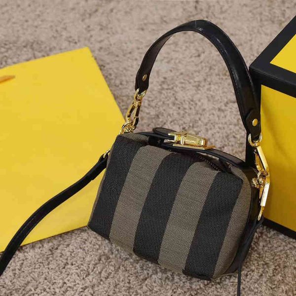 

luxury designer ladies striped shoulder bag casual canvas messenger bag 2200829