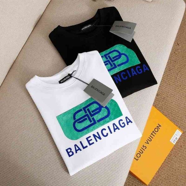 

designer t shirt baleciga's new spot paris lock for men and women versatile backing short sleeve half cotton loose t-shirt fashion, White;black