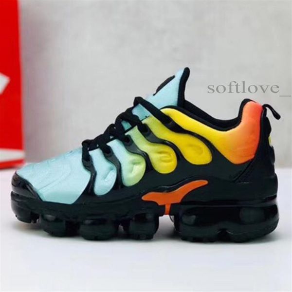 

2022 tn plus kids running shoes infant big boys girls camo black white sports sneakers run chaussures designer216f