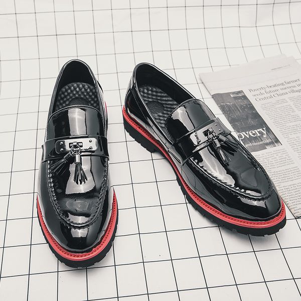 

Loafers Men Shoes Black Patent Leather PU Retro Tassel Slip-on Fashion Business Casual Daily All-match AD014, Clear