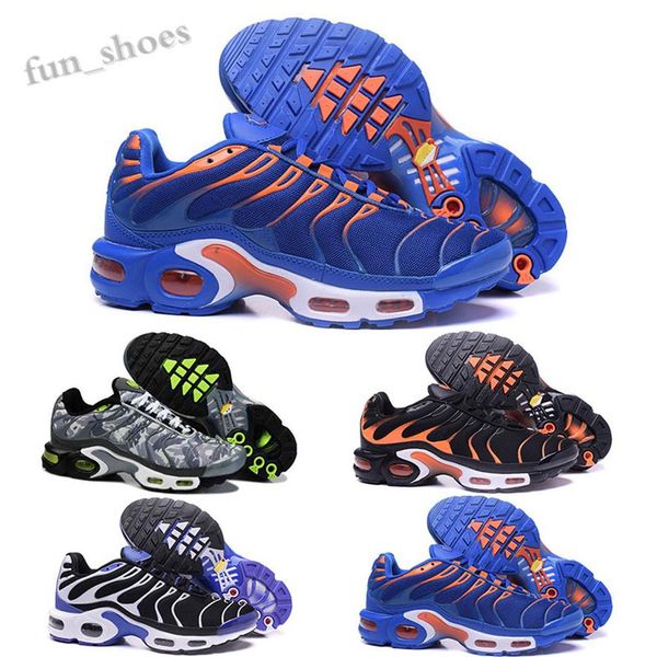 

2019 new tn shoes by design men tn and sports shoes tn requin breathable mesh black red white designer outdoor sneakers sg07290g, Black;brown