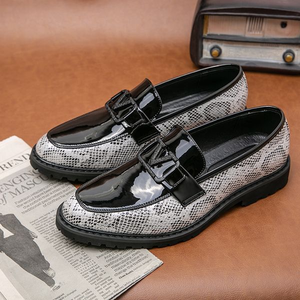 

Loafers Men Shoes Color-blocking PU Snake Pattern Metal Decoration Fashion Business Casual Daily All-match AD018, Clear