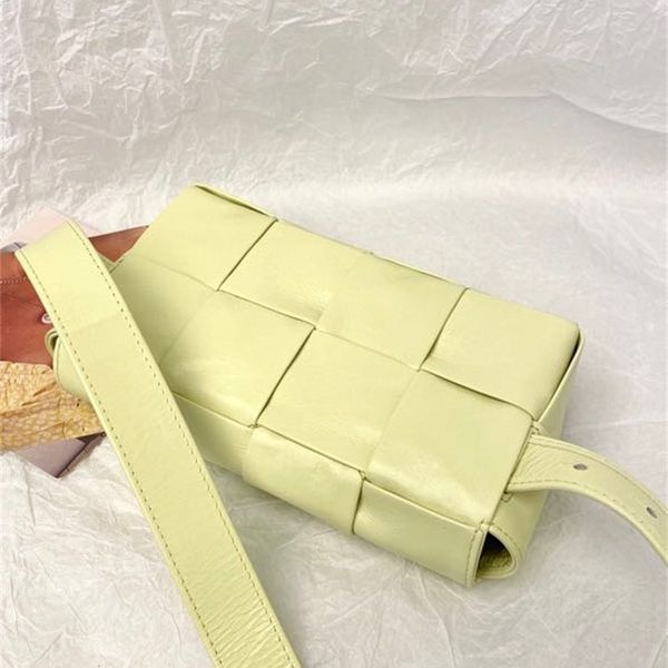 

bottegas bags venetas cassette handbags evening net red same oil wax cow leath