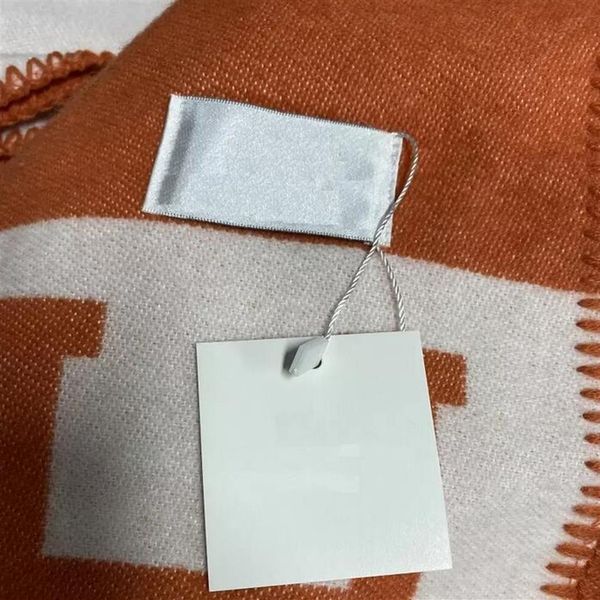 

135 170cm letter cashmere blanket crochet soft wool shawl portable warm plaid sofa travel fleece knitted throw cape designer blankets 1248s