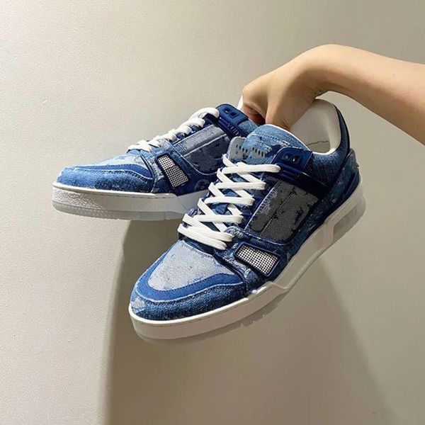 

2022ssmen shoes breathable moisture edition fashion sports leisure portable board running size39-44 adsadadaws, Red;white