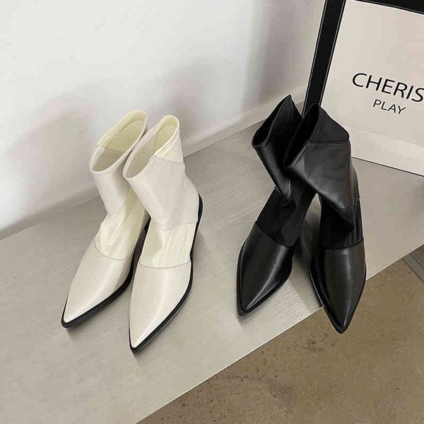

boots 2023 fashionable pointed korean style splicing short boots simple and versatile sleeve women's 220830, Black