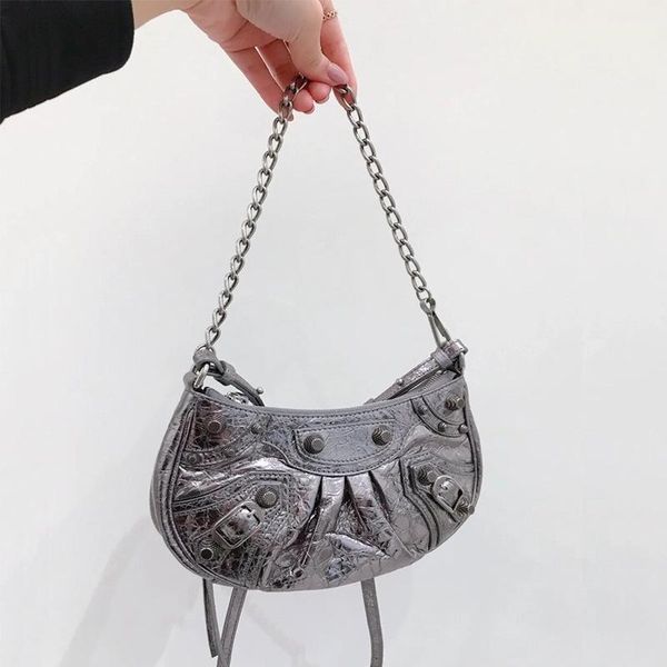 

evening bags evening bags 2022 le cagole leather shoulder bag pleated saddle chain purses and handbags luxury women designer