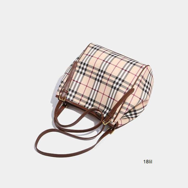 

designer burbrerys women handbags bags bag lattice pattern war horse womens classic one shoulder with leather portable shopping mwy1