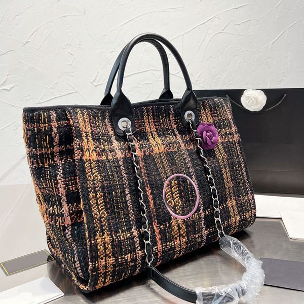 

luxury designer canvas beach tote bag for women nylon handbag leather shoulder bags shopping vacation fashion bag large capacity letter trav