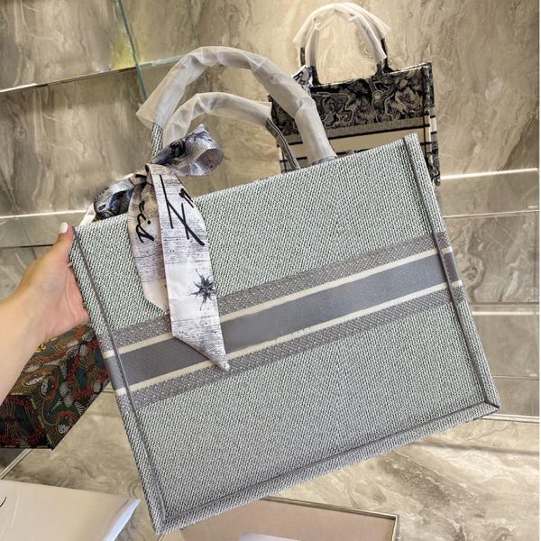 

luxury designer totes 2022 fashion women canvas tote messenger bag embroidery stitched 41cm 36cm handbags casual designers bags