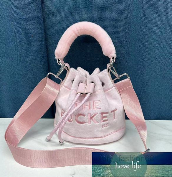 

retro fashion trendy bucket bag for women portable simple messenger bags