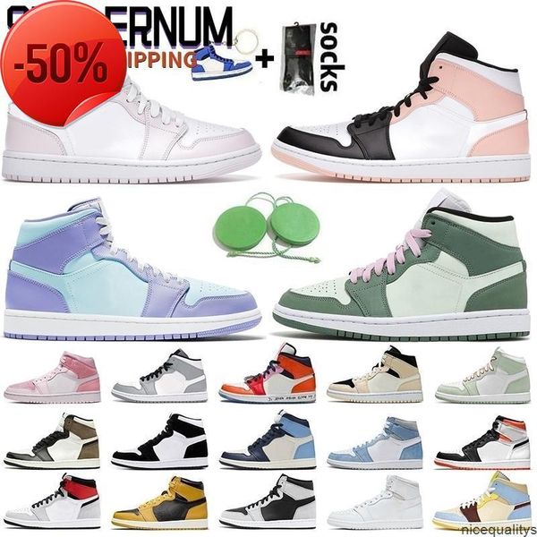 

boots jumpman 1 1s basketball shoes womens mid barely rose dutch green crimson tint toe purple pulse white off maison chateau mens trainers, Black