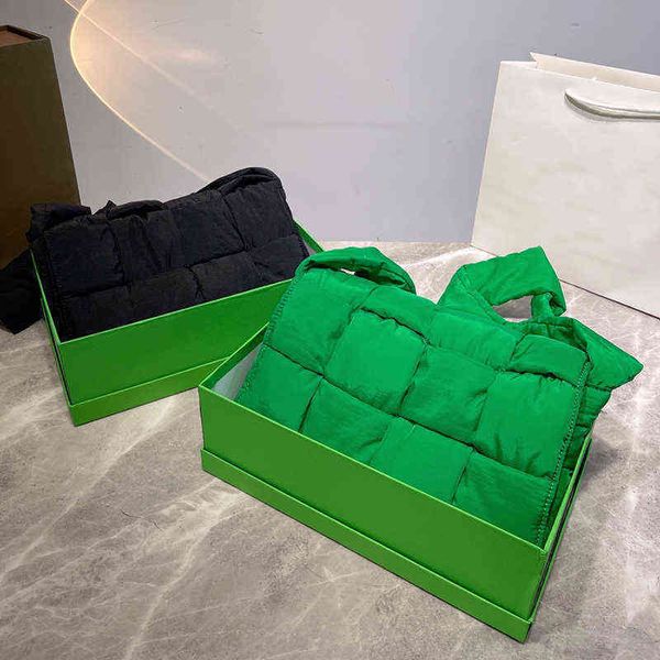 

designer luxury womens bags bottegas handbag fashion shoulder dupes nylon venetas large capacity totes leather crossbody bag versatile mini