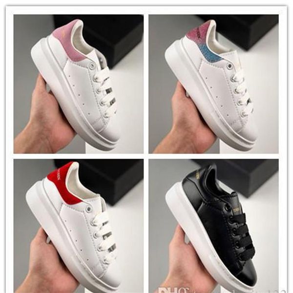 

2019 designer shoes for boy girls fashion leather sneakers 3m reflective black white velvet thick-soled flat height increasing kid267f