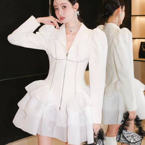 

casual dresses designer 2022 summer new style with a sense of minority design light luxury dress fashionable temperament aging foreign small, Black;gray