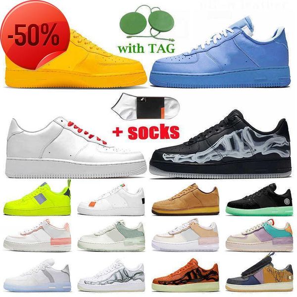 

boots women men dunks running shoes univeristy gold mca blue white skeleton black utility volt light bone wheat mocha n354 mens trainers lux