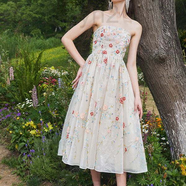 

casual dresses designer in summer 2022 the new heavy industry crystal diamond three-dimensional hand embroidered flower strapless dress with, Black;gray