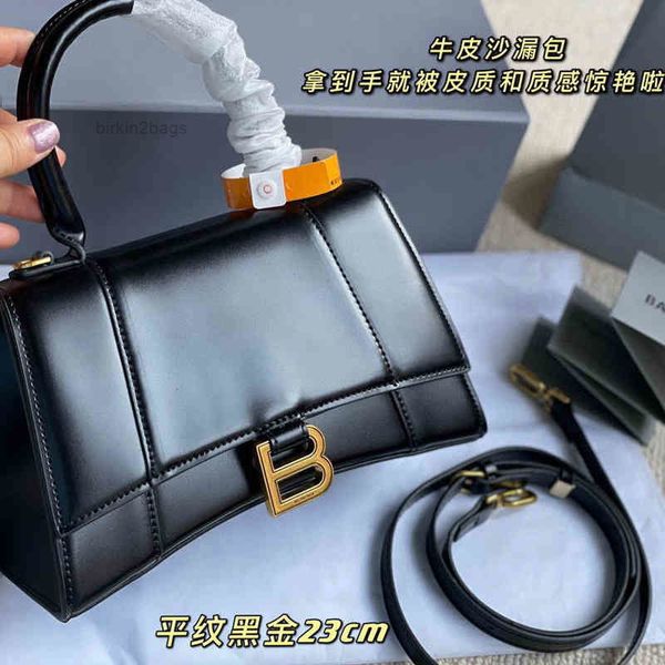 

designer evening bag hobo wrist messenger balencaigaas 2022 classic b cool joint portable shoulder for girlfriend p0mw
