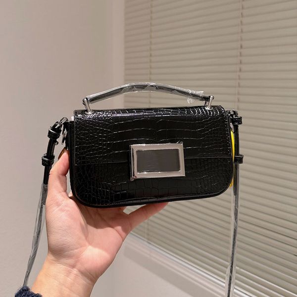 

mini cross body bag crocodile pattern designer handbags purse shoulder crossbody bags handle totes fashion letters flap magnetic clasp insid