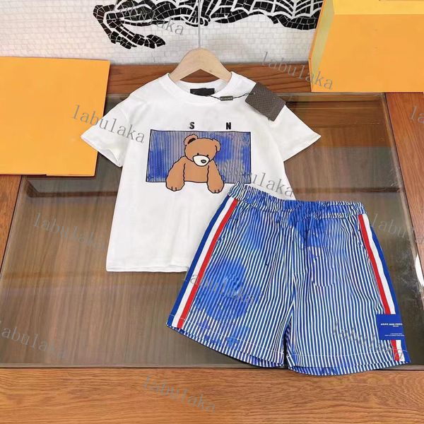 

2023 luxury designer clothing sets kids t-shirt white bule monogrammed shortst british brand summer childrens treasures girls cotton two-pie