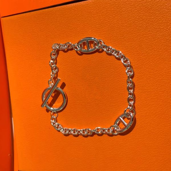 

designers bracelet fashion womens bracelets luxury gold jewelry simple letter charm jewelrys versatile, Golden;silver