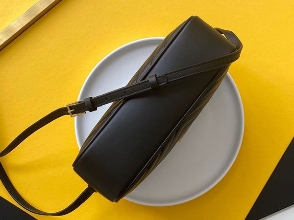 

explosions v plaid leather european and american fashion leather ladies shoulder messenger bagshisangapricot