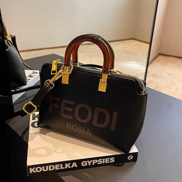 

design bag factory wholesale and retail advanced small women 2023 new fashion shoulder hheld square autumn winter texture msenger