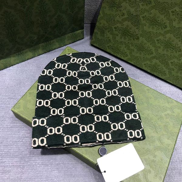 

Beanie Fashion Designer Beanie Are Warm and Soft with A Classic Monogrammed Style for Men Cl Bonnet Hat, Red