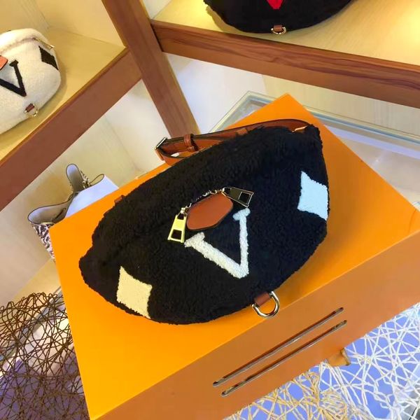 

luxurys winter fashion teddy waist bags waistpacks designers lambswool womens belt bum bag fanny pack mens handbag purse chest bumbag should