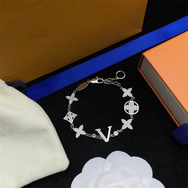 

woman fashion bracelets designers luxurys brand classic letters bracelet for ladies party gifts golden bling diamond chains, Golden;silver