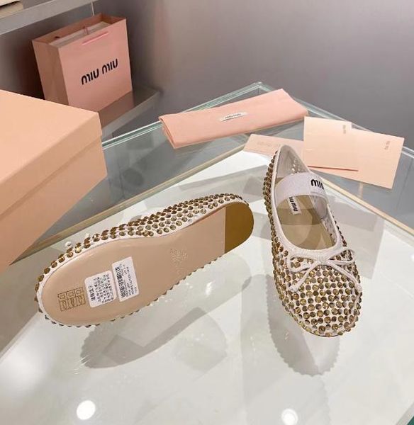 

hollow-out ballet miu rhinestones. shoes for women party holiday girls crystal flat soled shiny female banquet wedding mary jane shoes la2y, Black