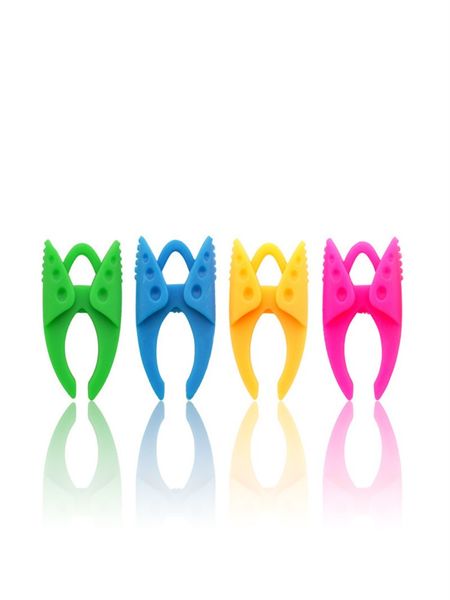 

wholesale hair pins bobbin clamps clips holders keeping thread no more thread getting tangled for type a & l bobbins, Black;brown