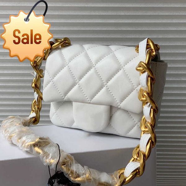 

women's brand designers shoulder bags 2023 texture lamb leather envelope bag fashion gold chain strap crossbody bag factory direct sale