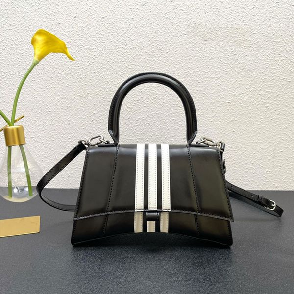 

ladies handbag purse stripes crossbody bag half moon handbags shoulder bags flip wallet classic third line quality cowhide leather