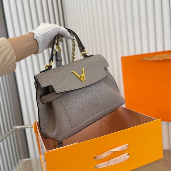 

new fashion totes brand designer shoulder bag women's cosmetic bag luxury chain diagonal bags leather clamshell handbag