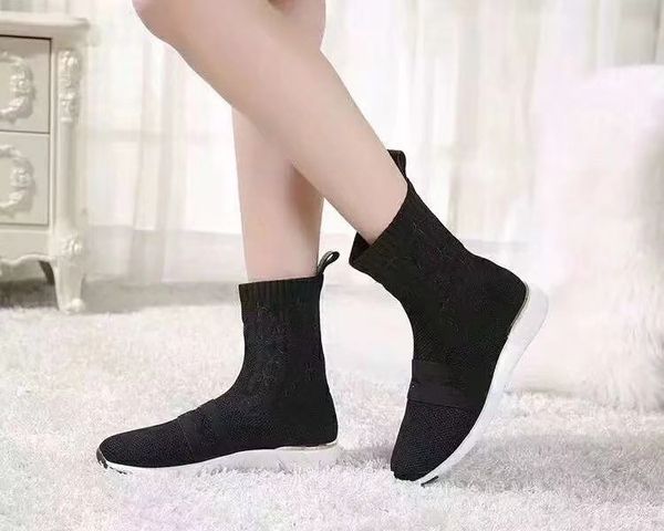

tire designer women boots luxury chelsea martin knee boot womens men motocycle ankle half anti-slip fashion platform snow winter bootie shoe, Black
