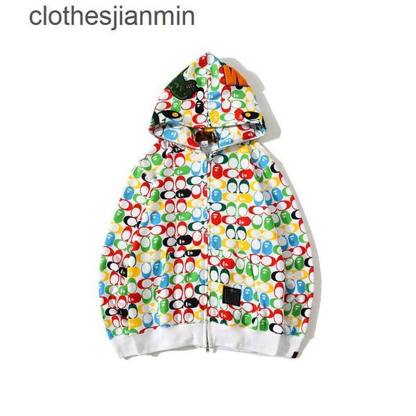 

popular logo fashion men's hoodie shop wholesale and ret chaopai ape head shark digital pixel camouflage sweater trousers coat set autu, Black