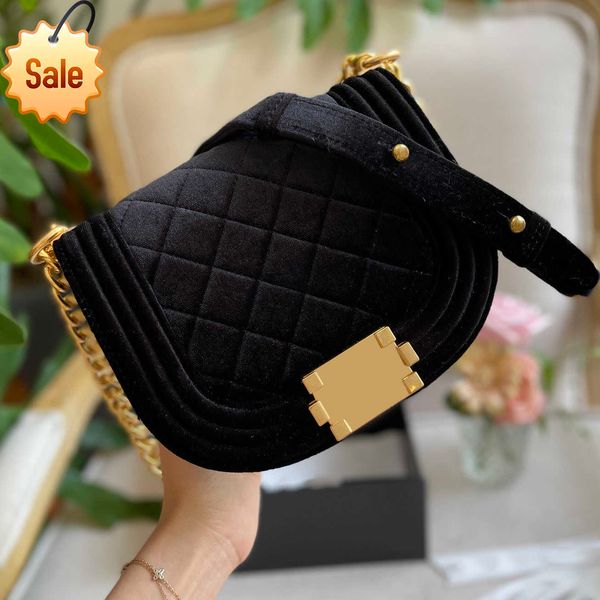 

women's brand designers shoulder bags 2023 fashion mini velvet messenger bag texture metal hardware chain strap crossbody bag factory d