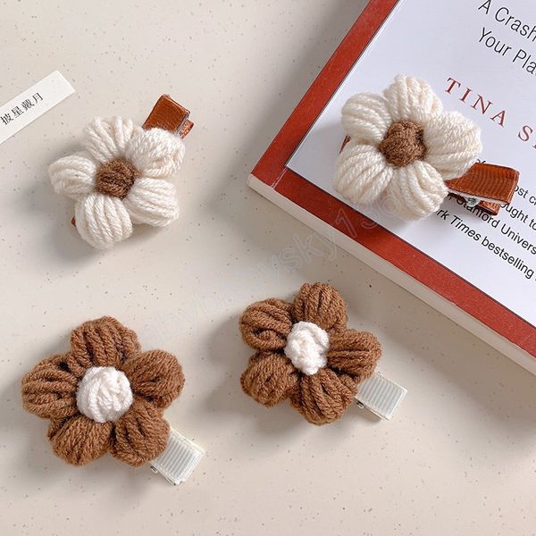 

elegant retro woolen weave flowers hair clip fashion barrettes woman hair accessories for girl, Slivery;white