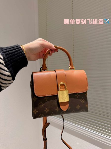 

grey retro classic single handheld girl bag dating party party