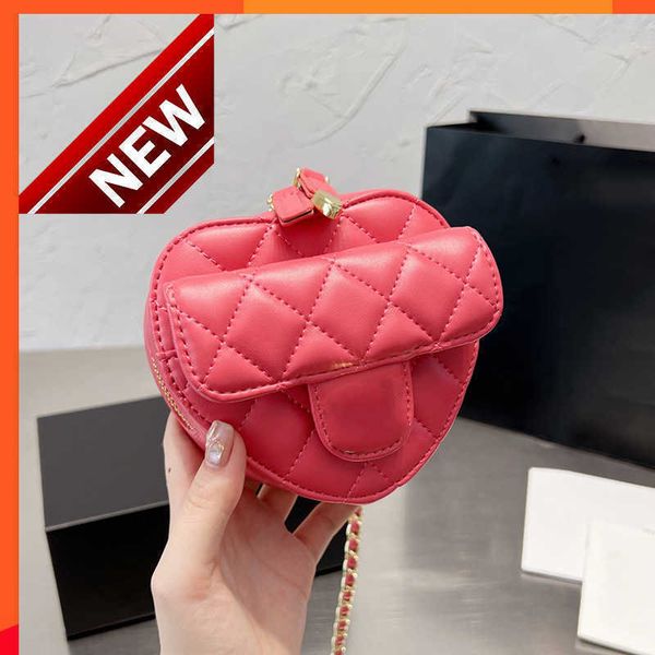 

women's brand designers shoulder bags 2023 fashion mini heart fanny pack texture gold chain strap multi-functional crossbody bag factor