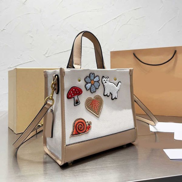 

designer bags luxurys handbag women linen large luxury love heart designer travel crossbody cartera hombre shoulder purses 082423